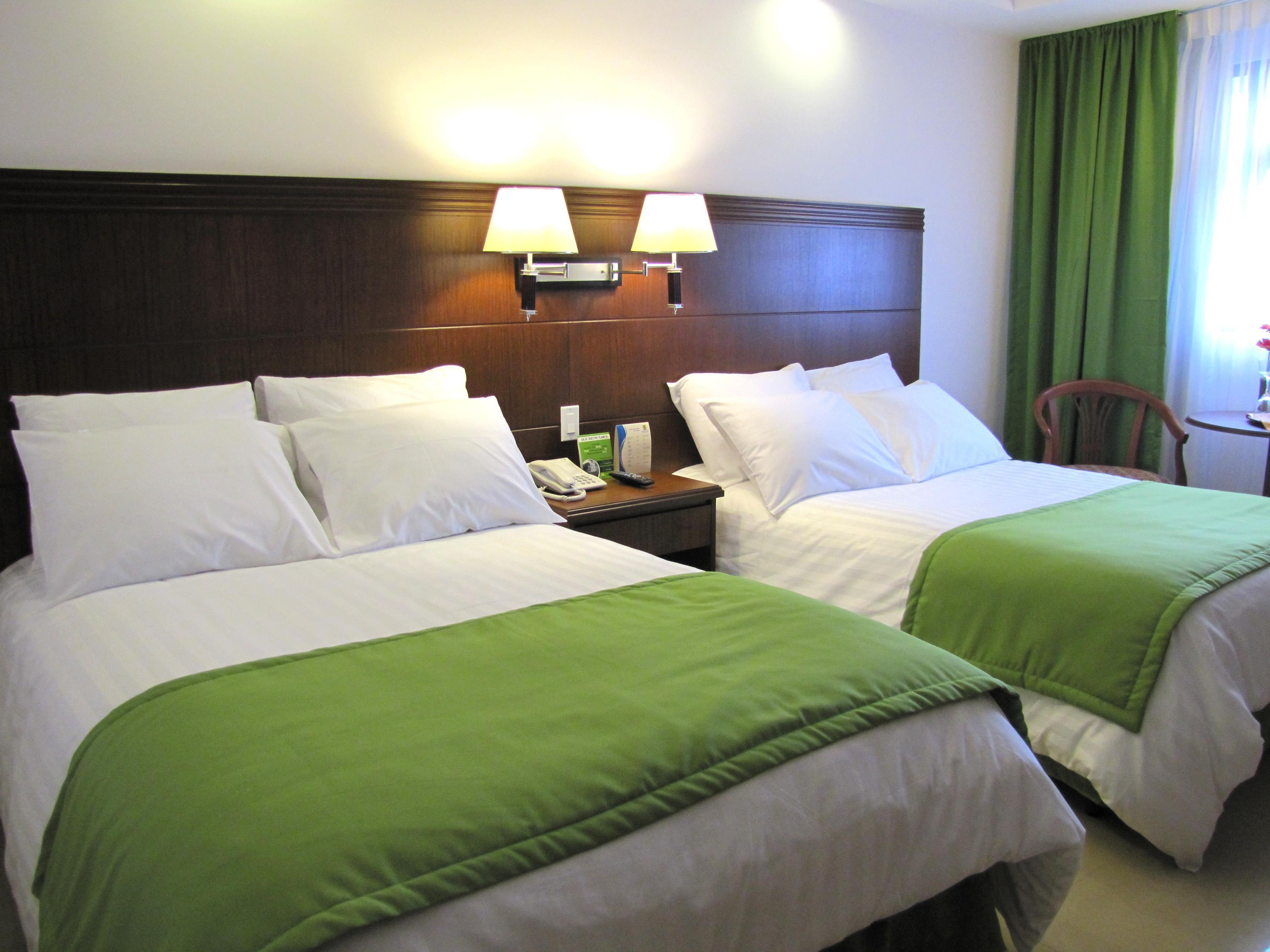 Hotel Faranda Express Soloy And Casino, A Member Of Radisson Individuals Panama City Exterior photo